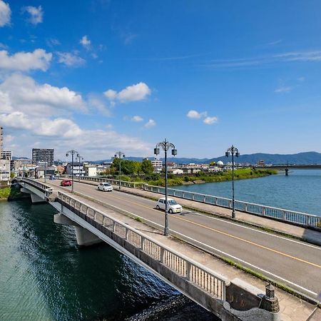 延岡ロイヤルホテル 延岡市 エクステリア 写真